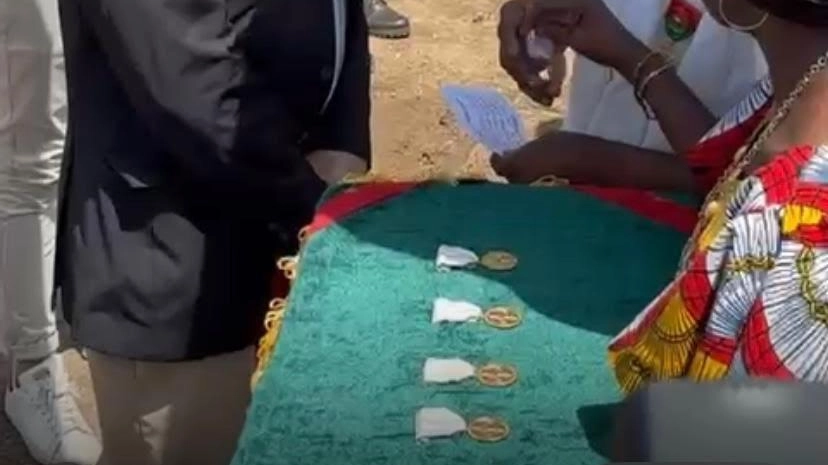 Missione umanitaria Shalom in Burkina Faso: consegna del Centro di Fada n’Gourma al ministero della giustizia per rieducazione minori carcerati. Riconoscimenti e incontri significativi durante il viaggio.