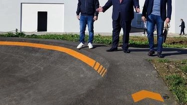 Proseguono i lavori per il nuovo ciclodromo multifunzionale in via Castiglionese. L’intervento, finanziato con risorse Pnrr per un importo... Proseguono i lavori per il nuovo ciclodromo multifunzionale in via Castiglionese. L’intervento, finanziato con risorse Pnrr per un importo...