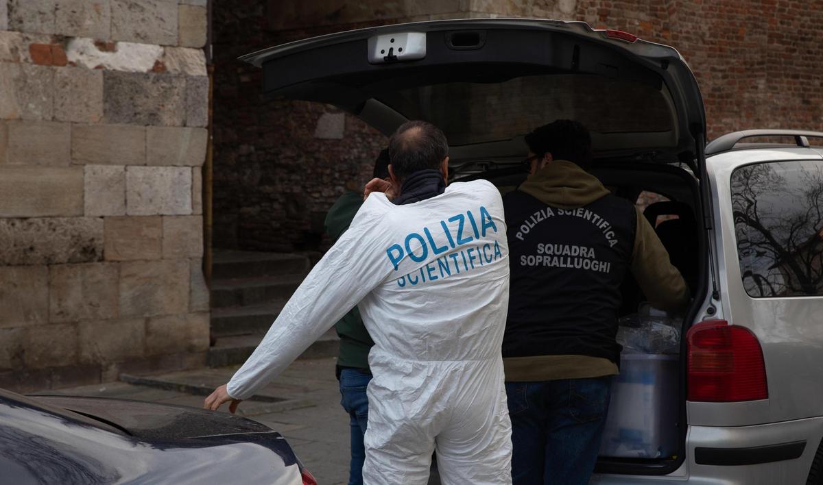 ’Bomba’ al Tribunale di Pisa. Ai domiciliari due anarchici. Riconosciuti dagli occhiali