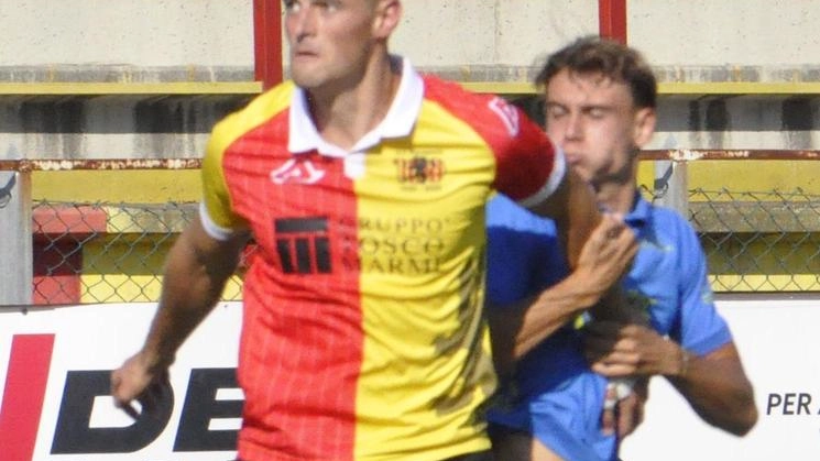 Presentazione ufficiale di tutte le squadre che compongono l’ambiente giallorosso: serie D, juniores nazionali e anche le formazioni del Poggibonsi... Presentazione ufficiale di tutte le squadre che compongono l’ambiente giallorosso: serie D, juniores nazionali e anche le formazioni del Poggibonsi...