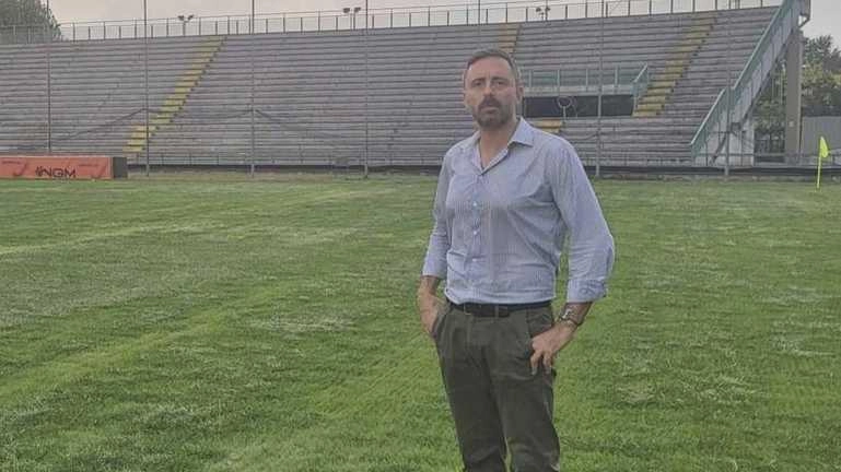 L’assessore Fabio Barsanti allo stadio Porta Elisa L’assessore Fabio Barsanti allo stadio Porta Elisa