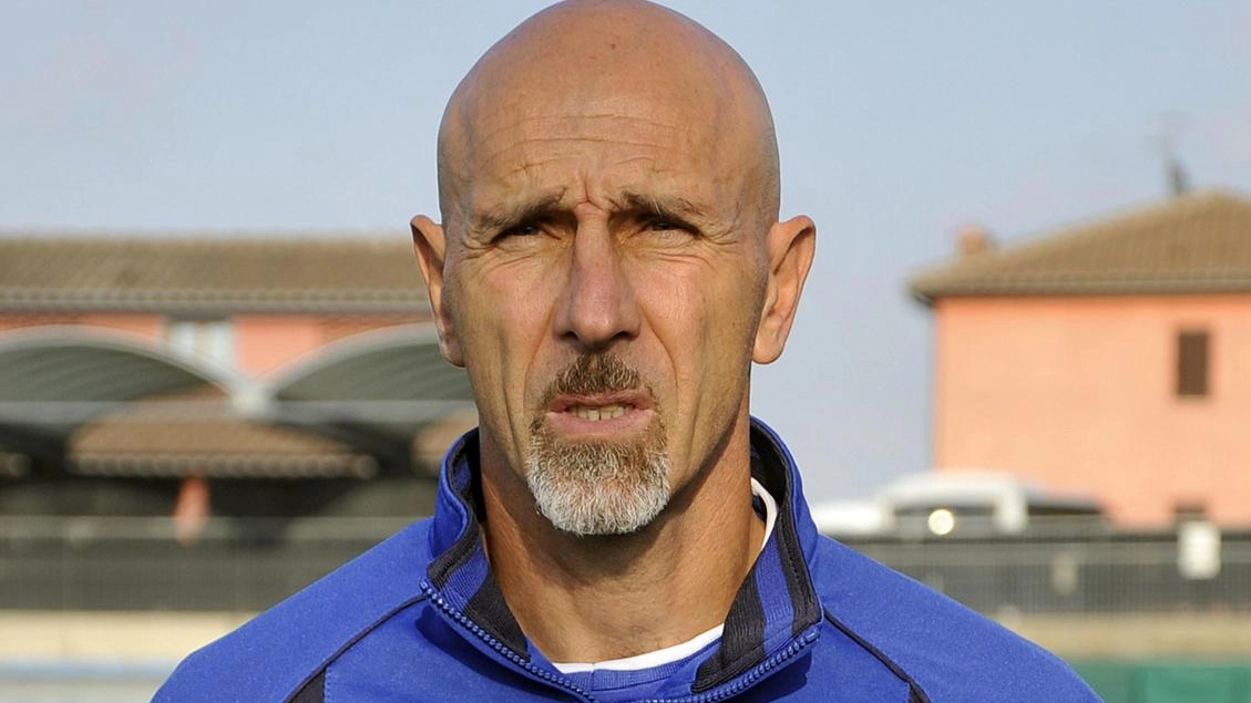 Giulio Drago, scomparso all’età di 62 anni, ha difeso per 185 volte la porta azzurra