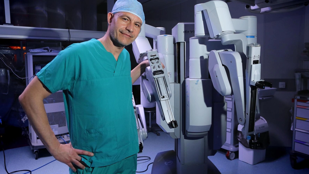 Aumento del 17% delle operazioni rispetto al 2019. Con la robotica più precisione e miglior recupero. Aumento del 17% delle operazioni rispetto al 2019. Con la robotica più precisione e miglior recupero.