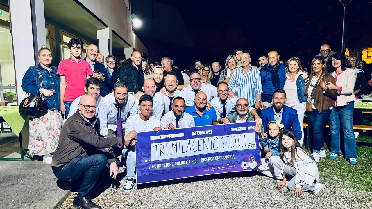 Gli organizzatori hanno raccolto 3.116 euro per contribuire all’acquisto dei caschi per la prevenzione dell’alopecia nei Day hospital Gli organizzatori hanno raccolto 3.116 euro per contribuire all’acquisto dei caschi per la prevenzione dell’alopecia nei Day hospital
