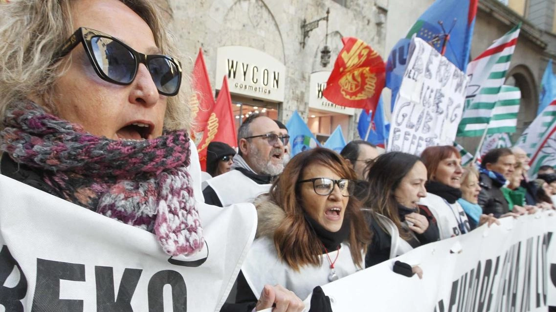 Dopo la firma dell’intesa quadro, Cgil, Cisl e Uil illustrano risultati e obiettivi per il futuro "Momento importante, risultato raggiunto grazie alla mobilitazione dei lavoratori".