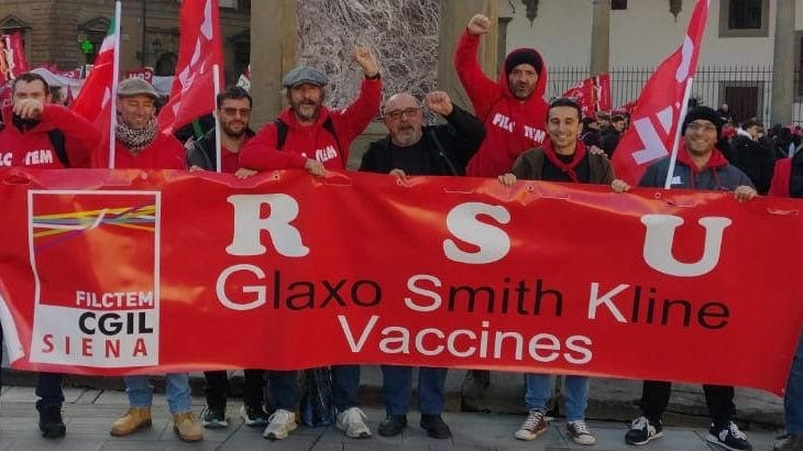 Assemblea lavoratori Gsk a Siena: piano investimenti e uscite volontarie contestate. Sindacati chiedono tavolo con Regione e Confindustria. Assemblea lavoratori Gsk a Siena: piano investimenti e uscite volontarie contestate. Sindacati chiedono tavolo con Regione e Confindustria.