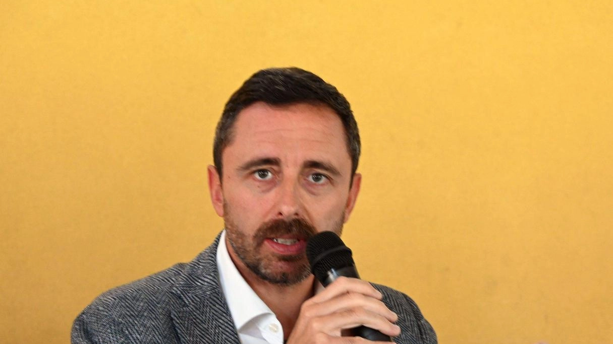 Revocata la gara per la gestione ponte, l’assessore Barsanti chiarisce: "A forza di ricorsi non rimane più spazio per affidare l’impianto. Stiamo rimediando ai disastri dell’amministrazione Tambellini".