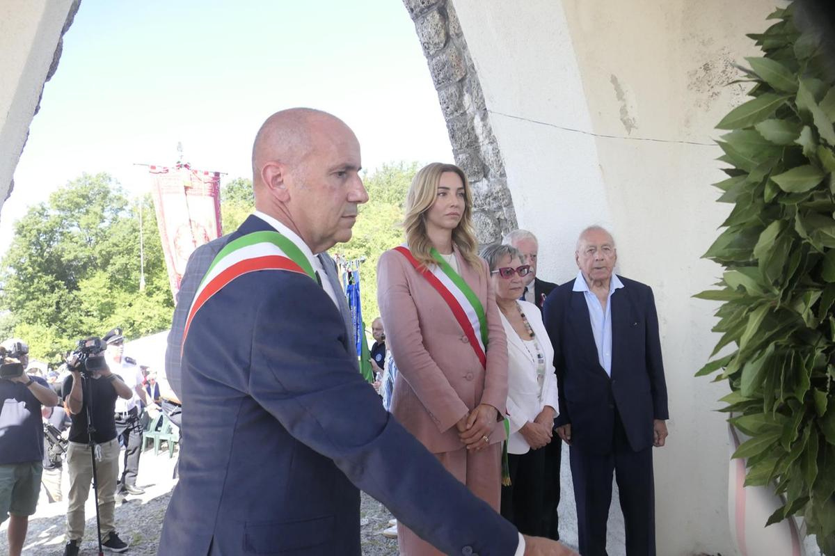 Eccidio di Sant’Anna, il sindaco di Stazzema attacca il Governo: “Assenza che è segno di disprezzo”