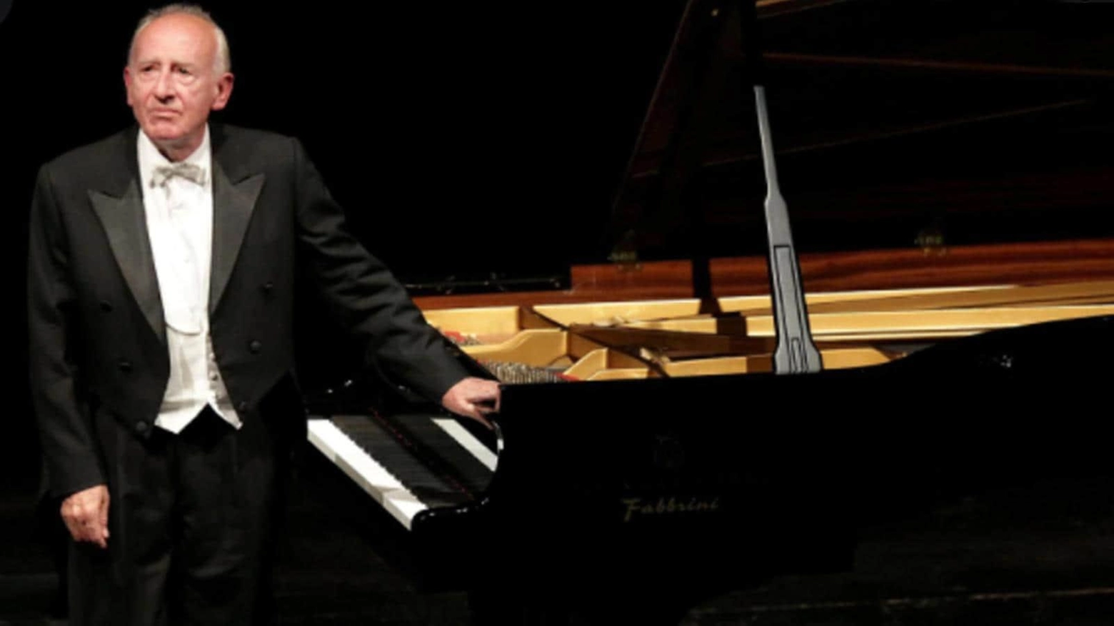Un messaggio sui canali social del Maggio per la scomparsa del grande pianista. “È difficile menzionare tutte le volte, nella sua gloriosa carriera, che ha emozionato il pubblico fiorentino con le sue interpretazioni”