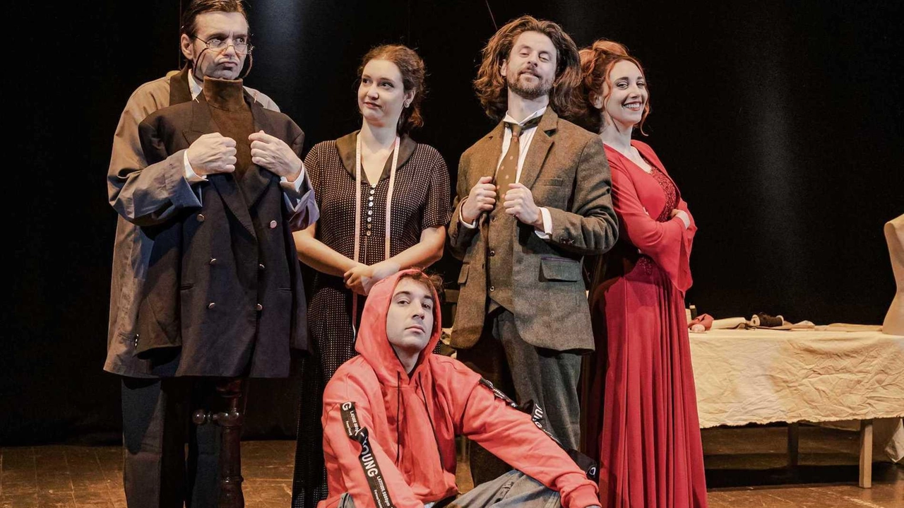 La stagione del teatro di Barberino di Mugello si apre domani con ’Il Misantropo’. Programmazione ricchissima con 25 appuntamenti serali e 13 spettacoli per ragazzi . La stagione del teatro di Barberino di Mugello si apre domani con ’Il Misantropo’. Programmazione ricchissima con 25 appuntamenti serali e 13 spettacoli per ragazzi .