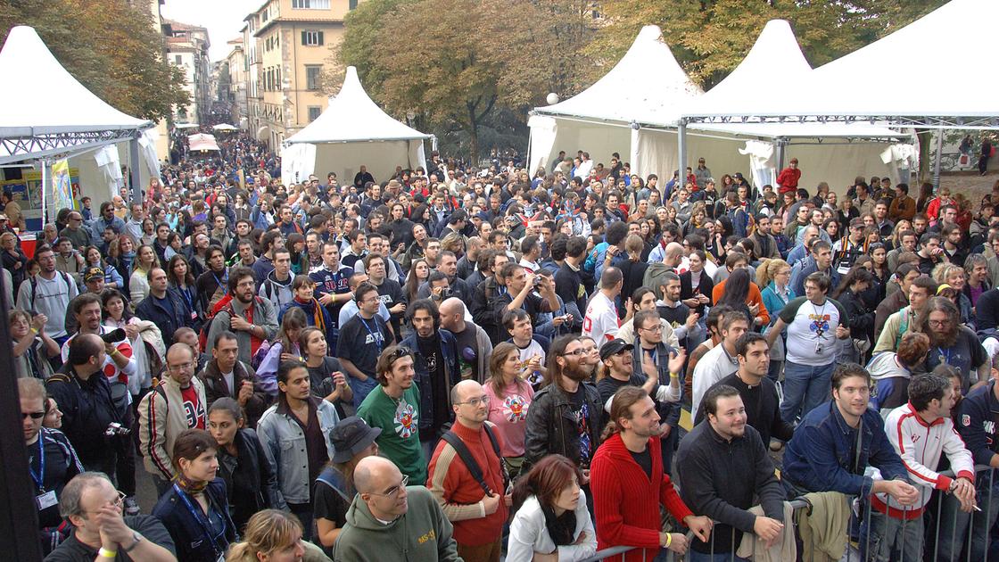 Lucca Comics, la corsa dei prezzi. Più di mille euro a notte. E le famiglie rinunciano Lucca Comics, la corsa dei prezzi. Più di mille euro a notte. E le famiglie rinunciano