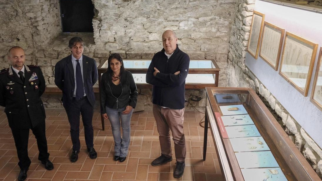 Pontremoli, inaugurata al Museo delle Statue Stele. E’ una raccolta di utensili risalenti a Paleolitico e Neolitico arrivati negli anni ’80 Pontremoli, inaugurata al Museo delle Statue Stele. E’ una raccolta di utensili risalenti a Paleolitico e Neolitico arrivati negli anni ’80