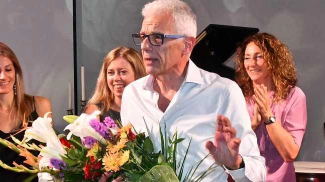 Il compositore pratese Franco Bettiol al termine dell’ultimo concerto Il compositore pratese Franco Bettiol al termine dell’ultimo concerto