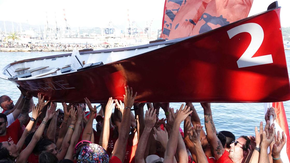 Il regalo de La Nazione ai lettori. Inserto speciale sul Palio del Golfo Il regalo de La Nazione ai lettori. Inserto speciale sul Palio del Golfo