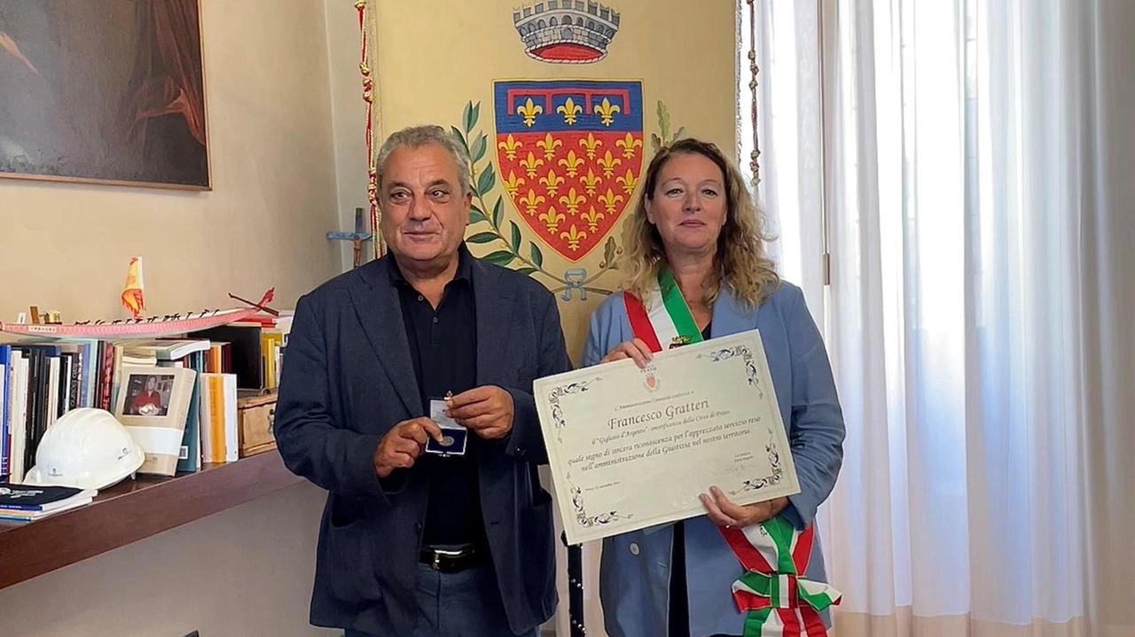 Il presidente del tribunale Francesco Gratteri e la sindaca Ilaria Bugetti Il presidente del tribunale Francesco Gratteri e la sindaca Ilaria Bugetti