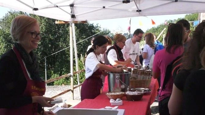 Torna il 6 ottobre l’appuntamento che ogni anno attira centinaia di partecipanti. Il tema stavolta sarà la cottura nei testi . Torna il 6 ottobre l’appuntamento che ogni anno attira centinaia di partecipanti. Il tema stavolta sarà la cottura nei testi .