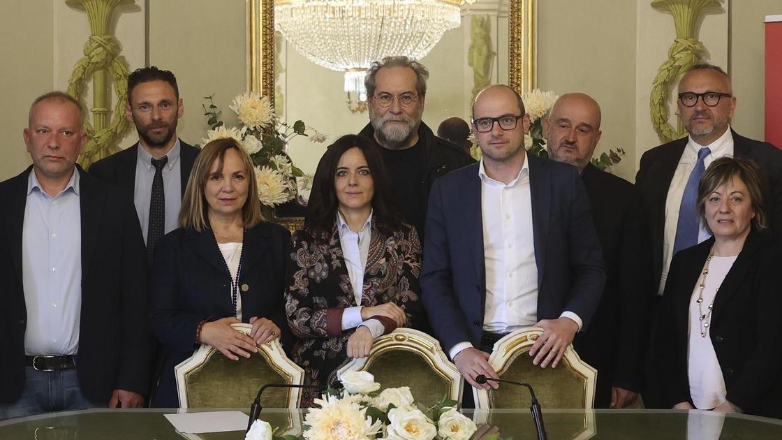 Allarme per le strade. Carletti: "In tre anni tagli per 10 milioni. Scenario gravissimo" Allarme per le strade. Carletti: "In tre anni tagli per 10 milioni. Scenario gravissimo"