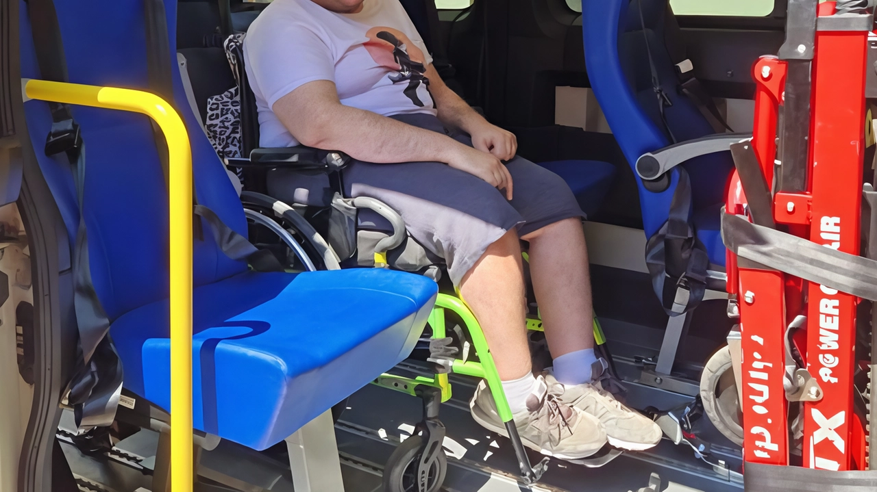 AREZZO Dopo oltre un mese chiuso in casa a causa di un ascensore rotto, ieri Marius ha finalmente potuto rivedere il...
