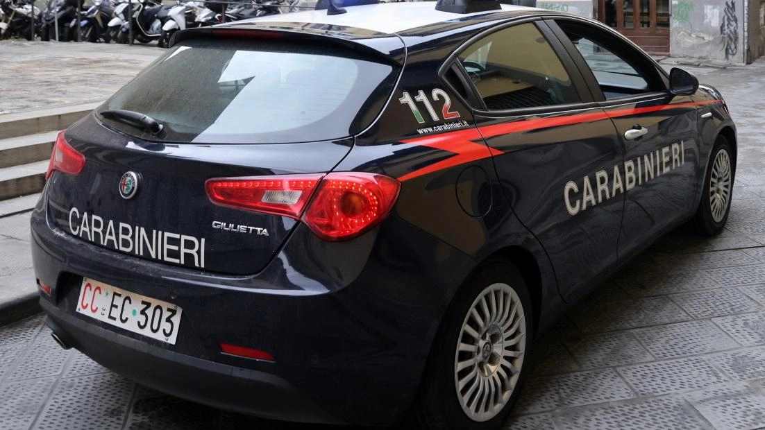 Se immessa sul mercato, la droga avrebbe potuto fruttare oltre 100mila euro. In manette anche un 19enne spezzino sorpreso con nove panetti di hashish. . Se immessa sul mercato, la droga avrebbe potuto fruttare oltre 100mila euro. In manette anche un 19enne spezzino sorpreso con nove panetti di hashish. .