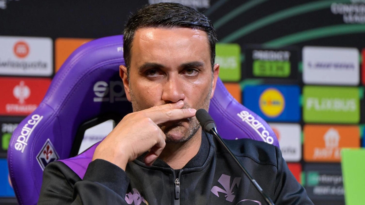 Raffaele Palladino rinnova con la Fiorentina fino al 2027 prima della semifinale col Betis