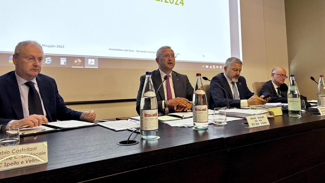 https://www.lanazione.it/image-service/view/acePublic/alias/contentid/ZDBkYjUxZDYtMWRiNy00/0/piu-forti-le-banche-di-territorio-vola-la-bcc-di-spello-e-del-velino.jpeg?f=16:9&w=1200&h=630