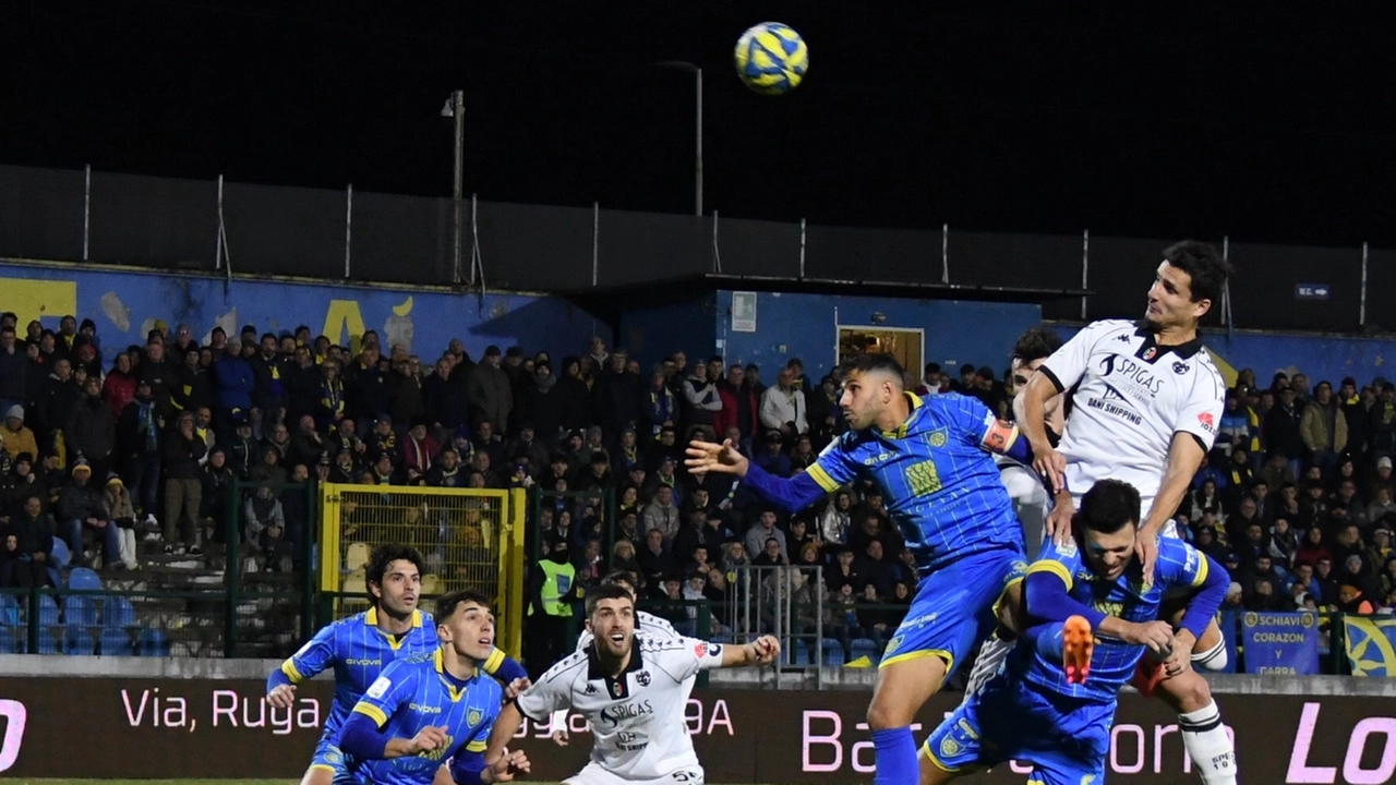 Carrarese Spezia, pesante ko per i marmiferi (Delia) Carrarese Spezia, pesante ko per i marmiferi (Delia)
