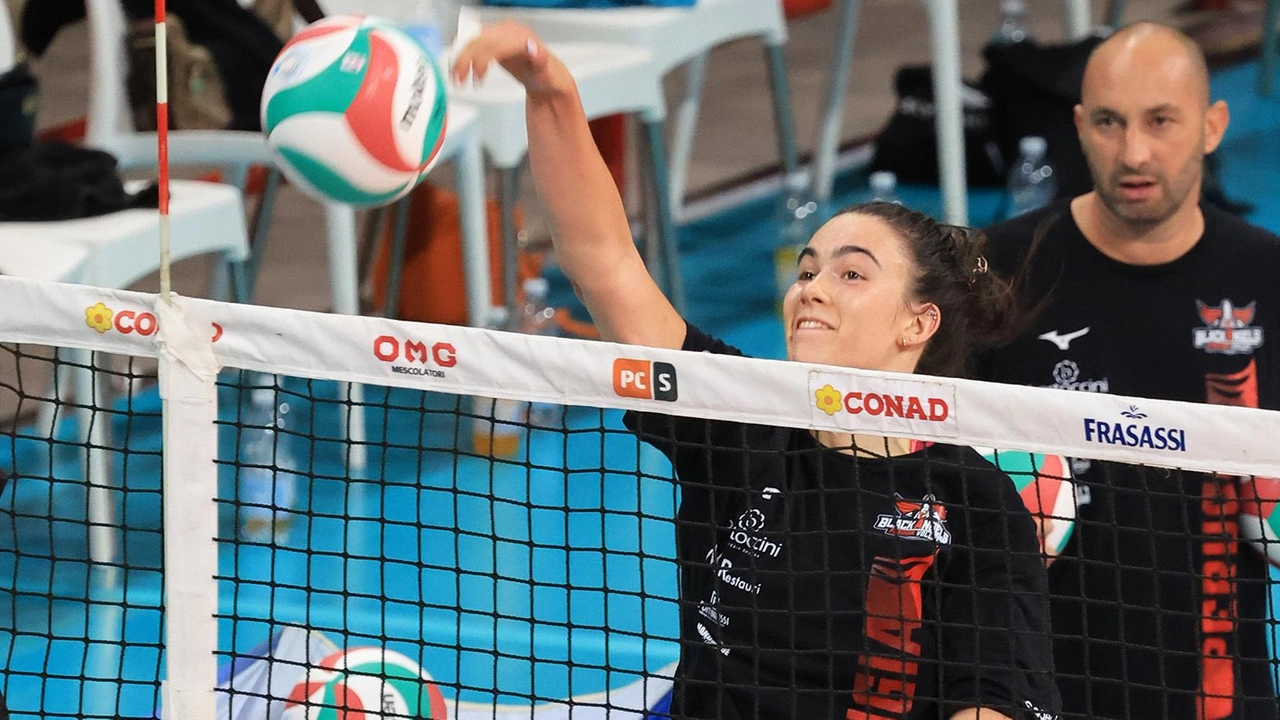 La centrale ungherese appena arrivata è entusiasta della squadra e della città La centrale ungherese appena arrivata è entusiasta della squadra e della città
