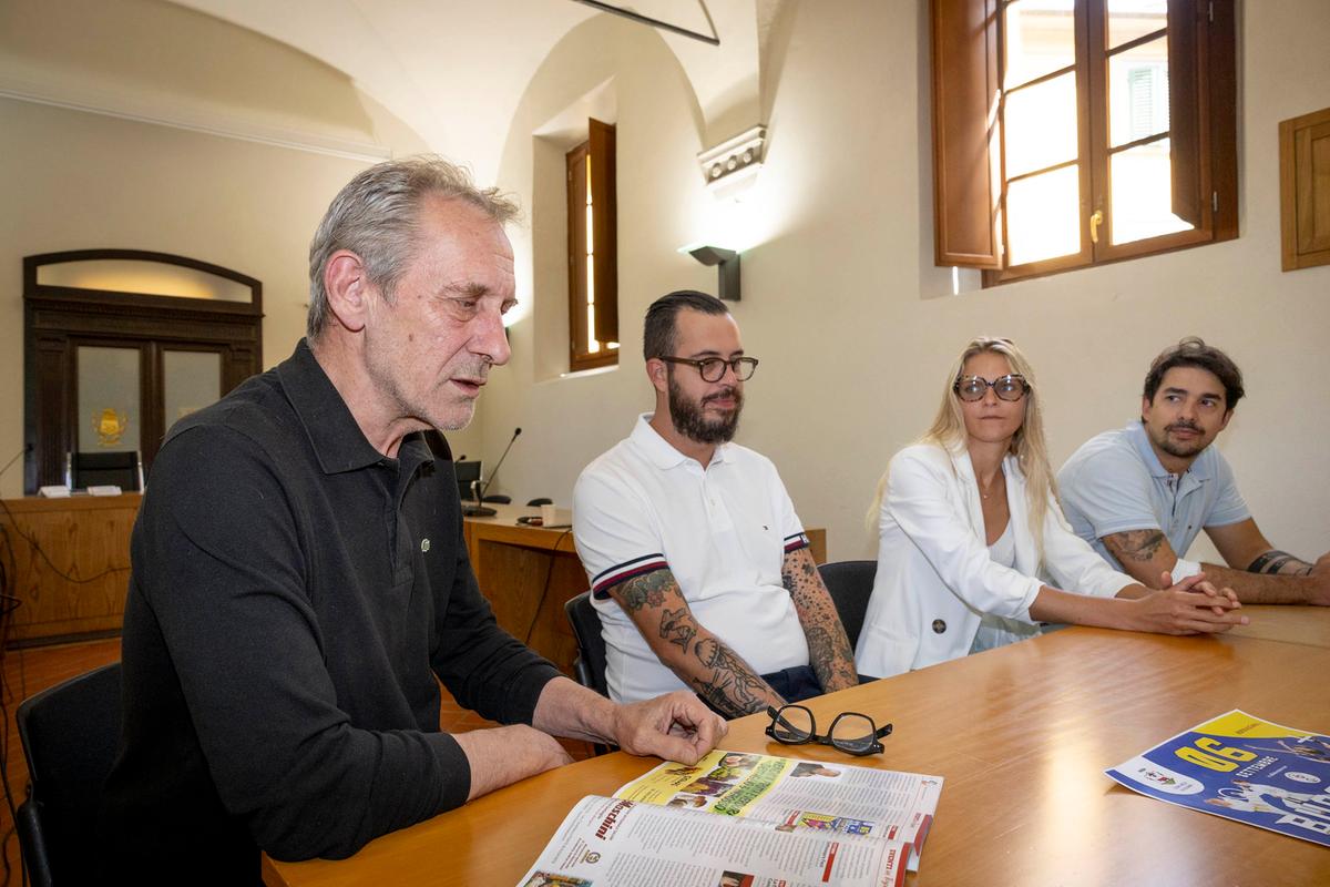 Stop smartphone, sì allo sport. Nel Borgo un sabato di festa Stop smartphone, sì allo sport. Nel Borgo un sabato di festa
