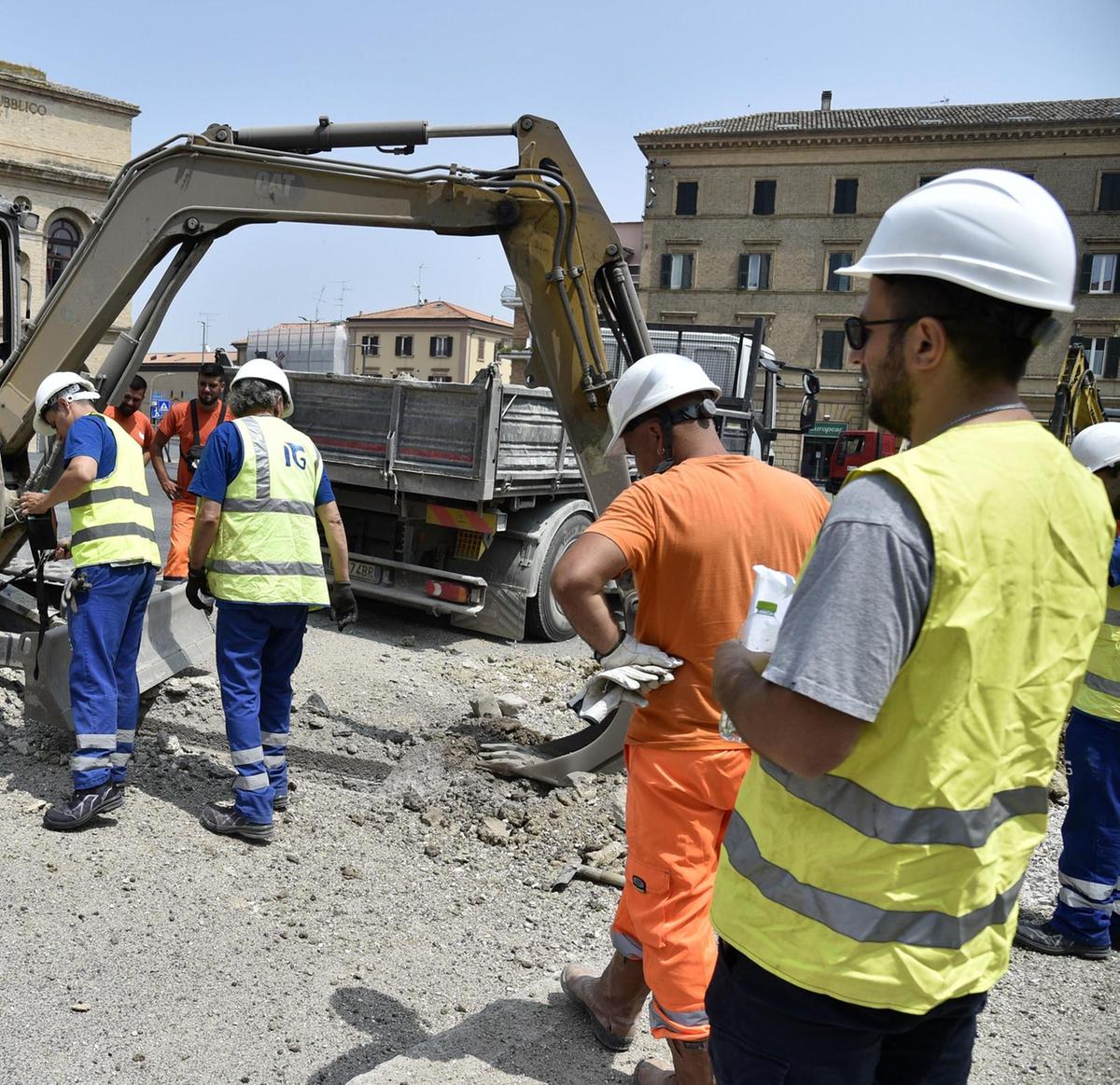 il ponte 232 ancora chiuso subito lavori per riaprirlo
