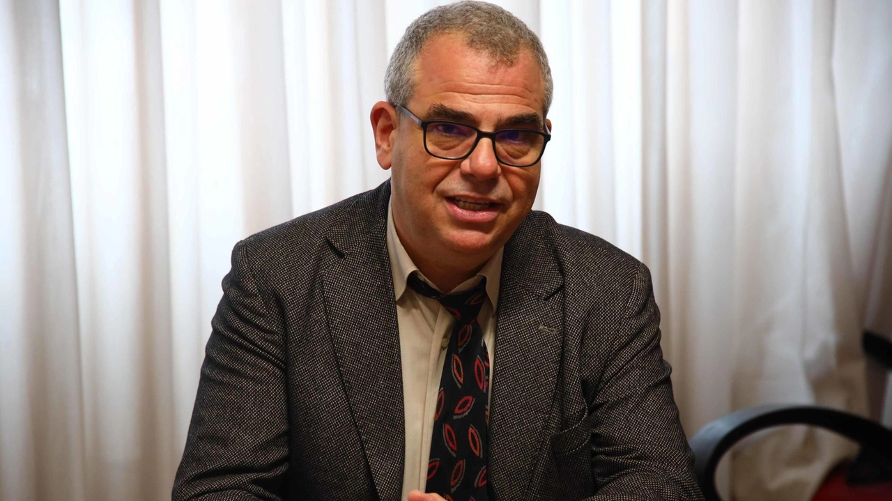 Lorenzo Nesi, assessore alla Memoria del Comune di Montelupo Fiorentino Lorenzo Nesi, assessore alla Memoria del Comune di Montelupo Fiorentino
