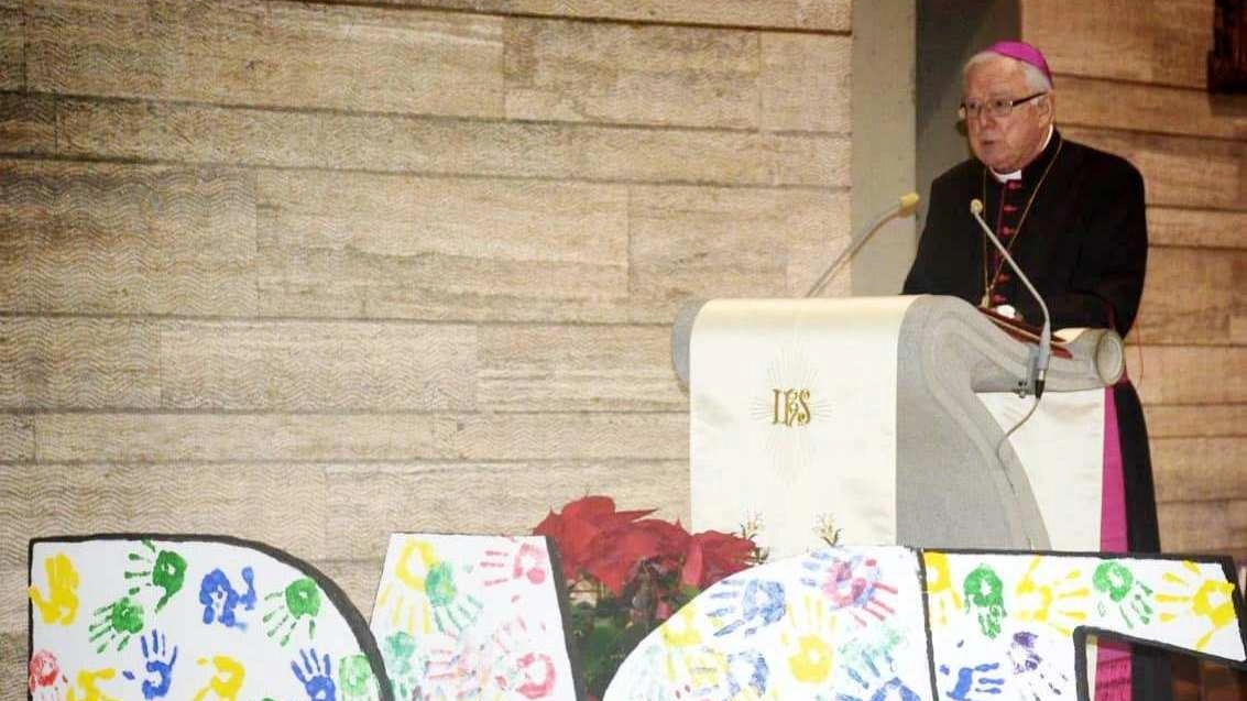 Il vescovo emerito di Pescia, Roberto Filippini, alla marcia della Pace a Monsummano, in una delle manifestazioni che lo ha visto in prima linea Il vescovo emerito di Pescia, Roberto Filippini, alla marcia della Pace a Monsummano, in una delle manifestazioni che lo ha visto in prima linea