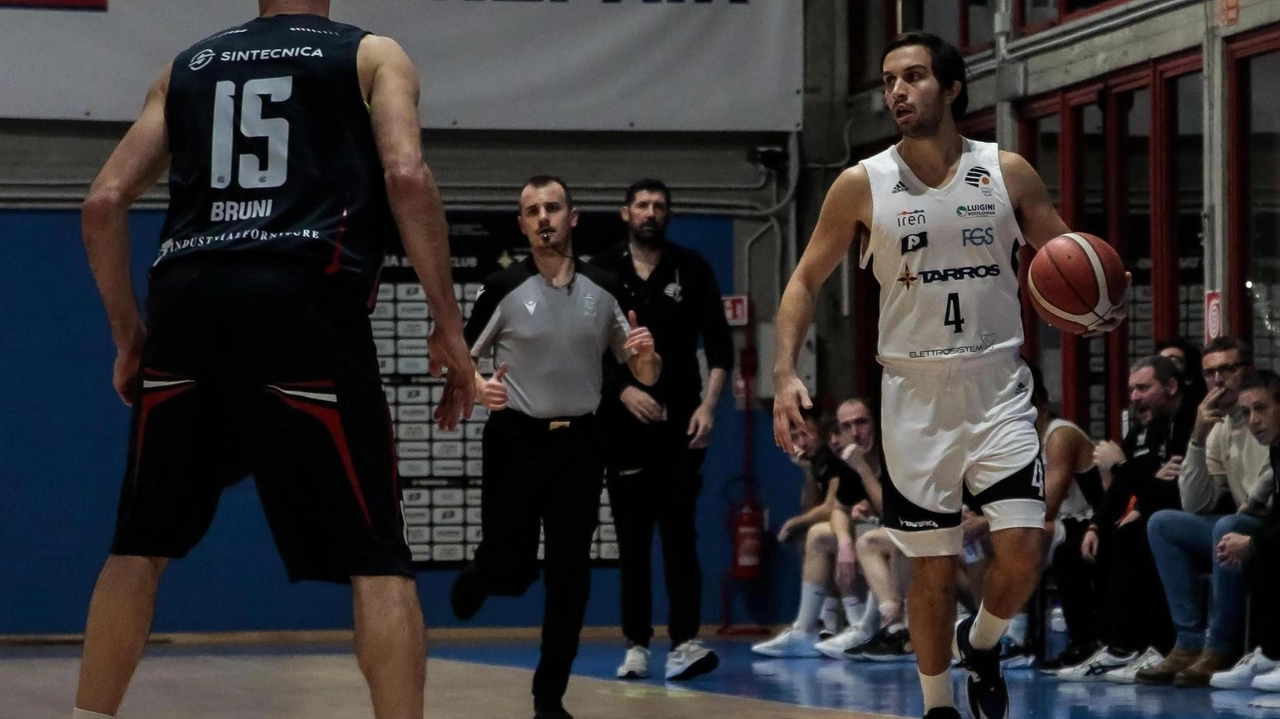Il medico spezzino conclude la specializzazione in cardiologia a Cambridge, tra trapianti e nuove tecnologie, senza dimenticare il basket. Il medico spezzino conclude la specializzazione in cardiologia a Cambridge, tra trapianti e nuove tecnologie, senza dimenticare il basket.
