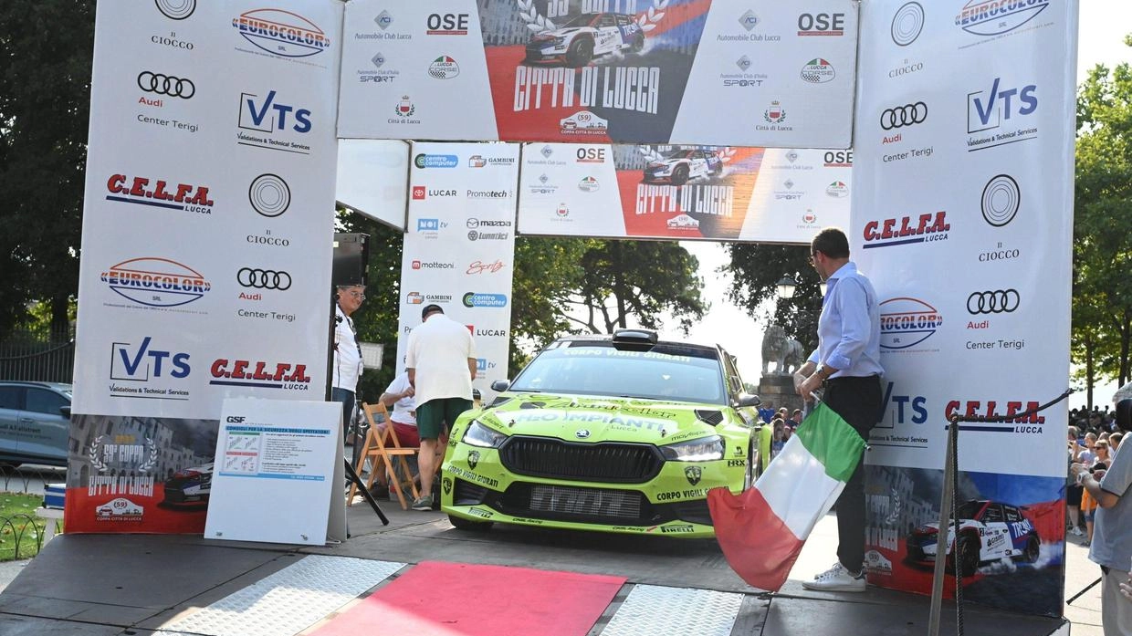Nella foto Alcide una delle passate edizioni del Rally Città di Lucca Nella foto Alcide una delle passate edizioni del Rally Città di Lucca