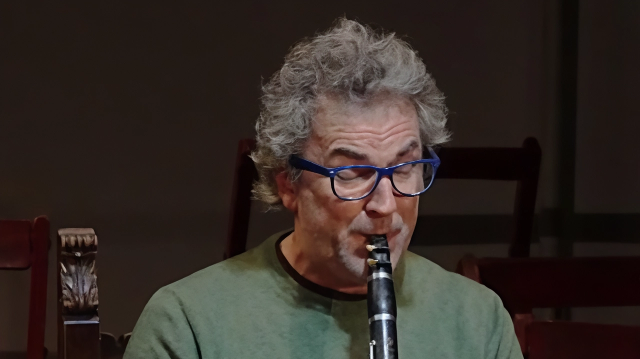 Inaugurata la terza edizione di Nuovi Orizzonti a Monterchi, con spettacoli di teatro contemporaneo e teatro-canzone. Prossimo appuntamento con lo spettacolo Istanti di Francesco Seri. Inaugurata la terza edizione di Nuovi Orizzonti a Monterchi, con spettacoli di teatro contemporaneo e teatro-canzone. Prossimo appuntamento con lo spettacolo Istanti di Francesco Seri.