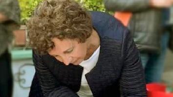 La scrittrice Paola Pozzolo presenta il libro “Guado, l La scrittrice Paola Pozzolo presenta il libro “Guado, l