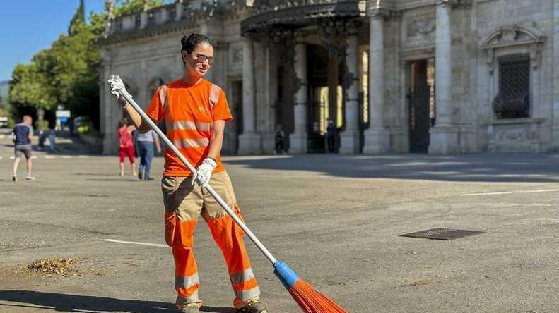 Alia aumenta i cestini nelle strade. Richiesti cassonetti con sensori Alia aumenta i cestini nelle strade. Richiesti cassonetti con sensori