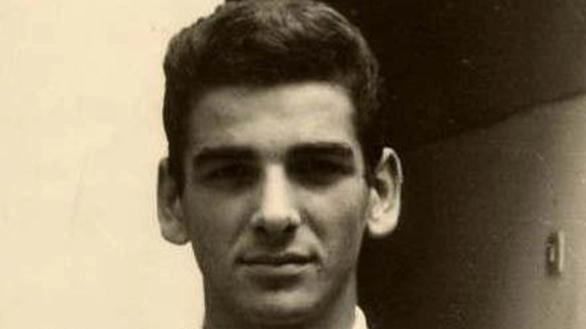 Era il 21 agosto 1963, quando una squadra della Misericordia accorse, con la soluzione della “cordata“, due bagnanti stranieri che... Era il 21 agosto 1963, quando una squadra della Misericordia accorse, con la soluzione della “cordata“, due bagnanti stranieri che...