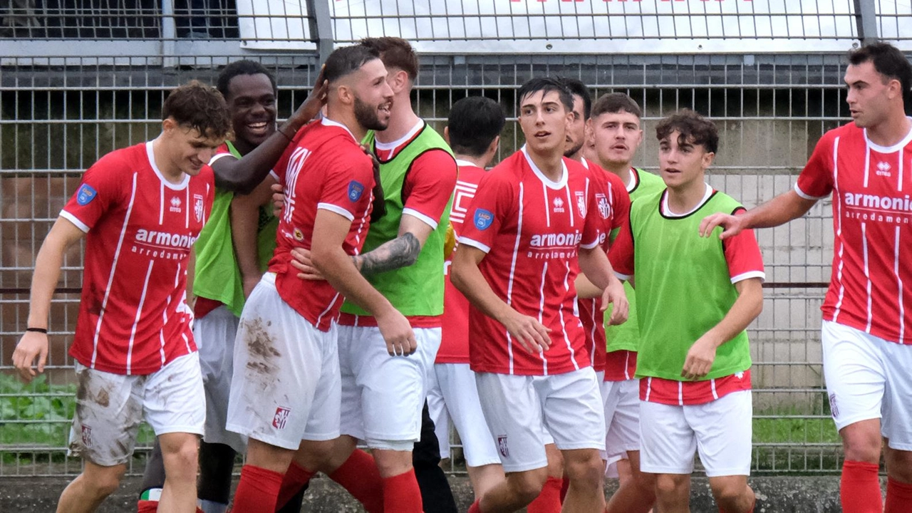 Il Terranuova Traiana multato per comportamento dei tifosi, preparativi per prossima partita e lutto per due figure importanti del club. Il Terranuova Traiana multato per comportamento dei tifosi, preparativi per prossima partita e lutto per due figure importanti del club.