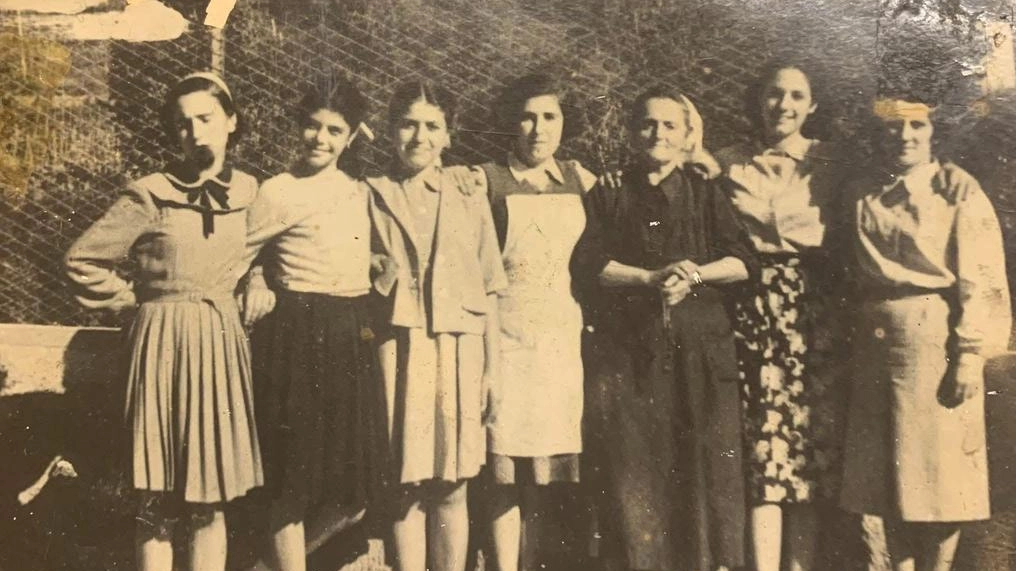 Una foto d’epoca ritrae la vera anima di Camaiore, che resiste al tempo Una foto d’epoca ritrae la vera anima di Camaiore, che resiste al tempo