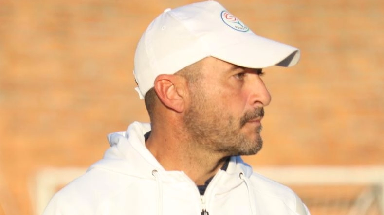 Lucio Brando. , allenatore del Seravezza terzo in Serie D