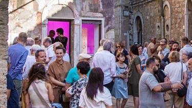 Borghi toscani, presentati i dati dello studio che vuole dare una visione di ampio respiro alla Regione. La chiave è la digitalizzazione Borghi toscani, presentati i dati dello studio che vuole dare una visione di ampio respiro alla Regione. La chiave è la digitalizzazione