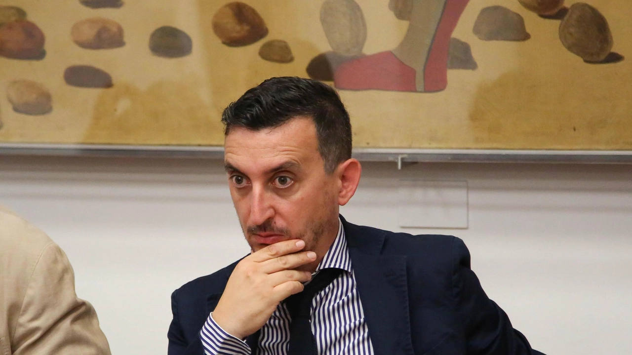 Pd, scoppia il caso-Pasquali : "È un candidato ineleggibile"