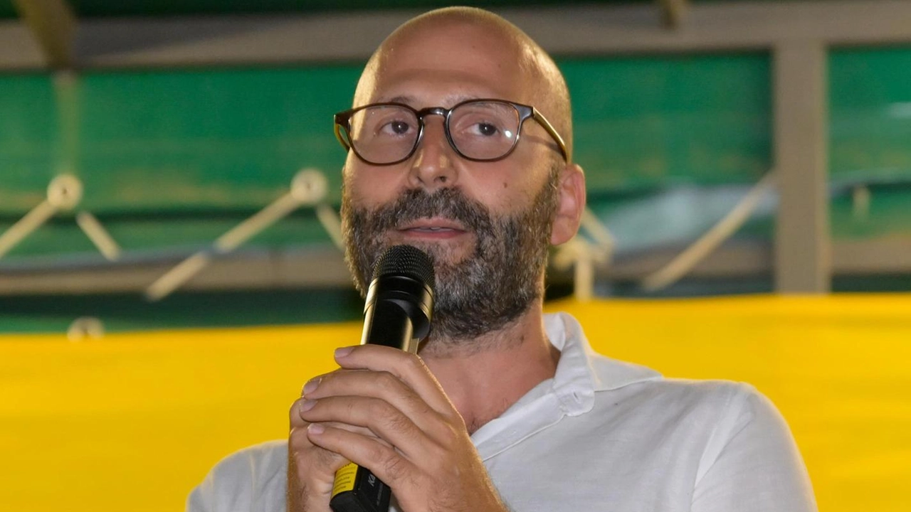 Dopo autorizzazione e collaudo da parte della Soprintendenza Archivistica della Toscana ritorna a casa la filza 98 della sezione preunitaria... Dopo autorizzazione e collaudo da parte della Soprintendenza Archivistica della Toscana ritorna a casa la filza 98 della sezione preunitaria...
