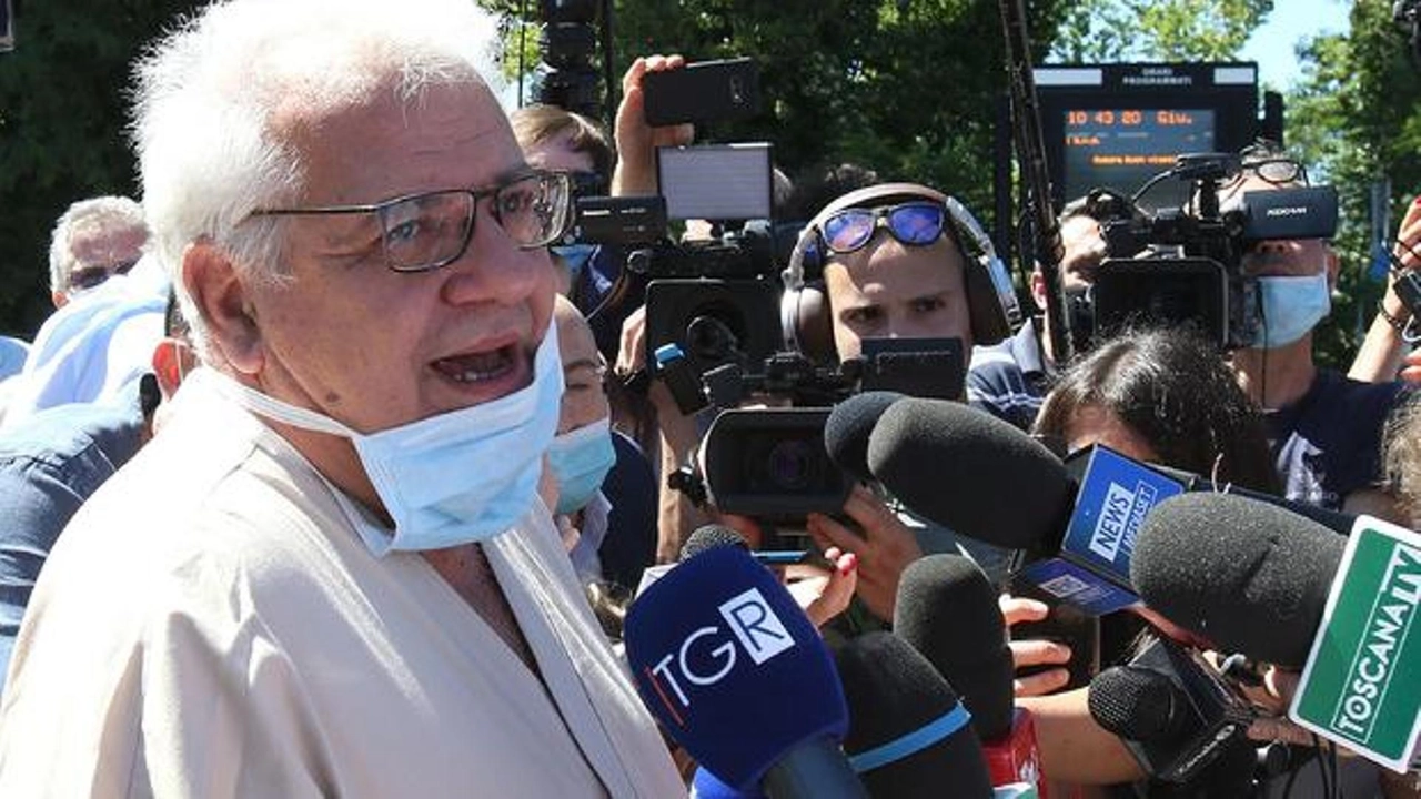 Nei ventuno anni da direttore della Neurochirurgia delle Scotte, il dottor Giuseppe Oliveri raramente si è prestato alla ribalta mediatica,...