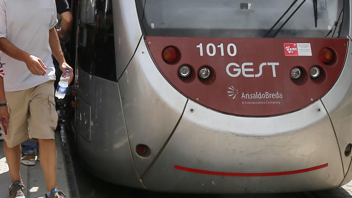 Il tram costa di più, soldi per i parchi Il tram costa di più, soldi per i parchi