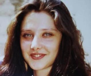 https://www.lanazione.it/image-service/view/acePublic/alias/contentid/ZDJjMGFlYzAtNTkyMy00/0/folla-in-san-piero-per-laddio-a-manuela-ha-donato-le-cornee.jpeg