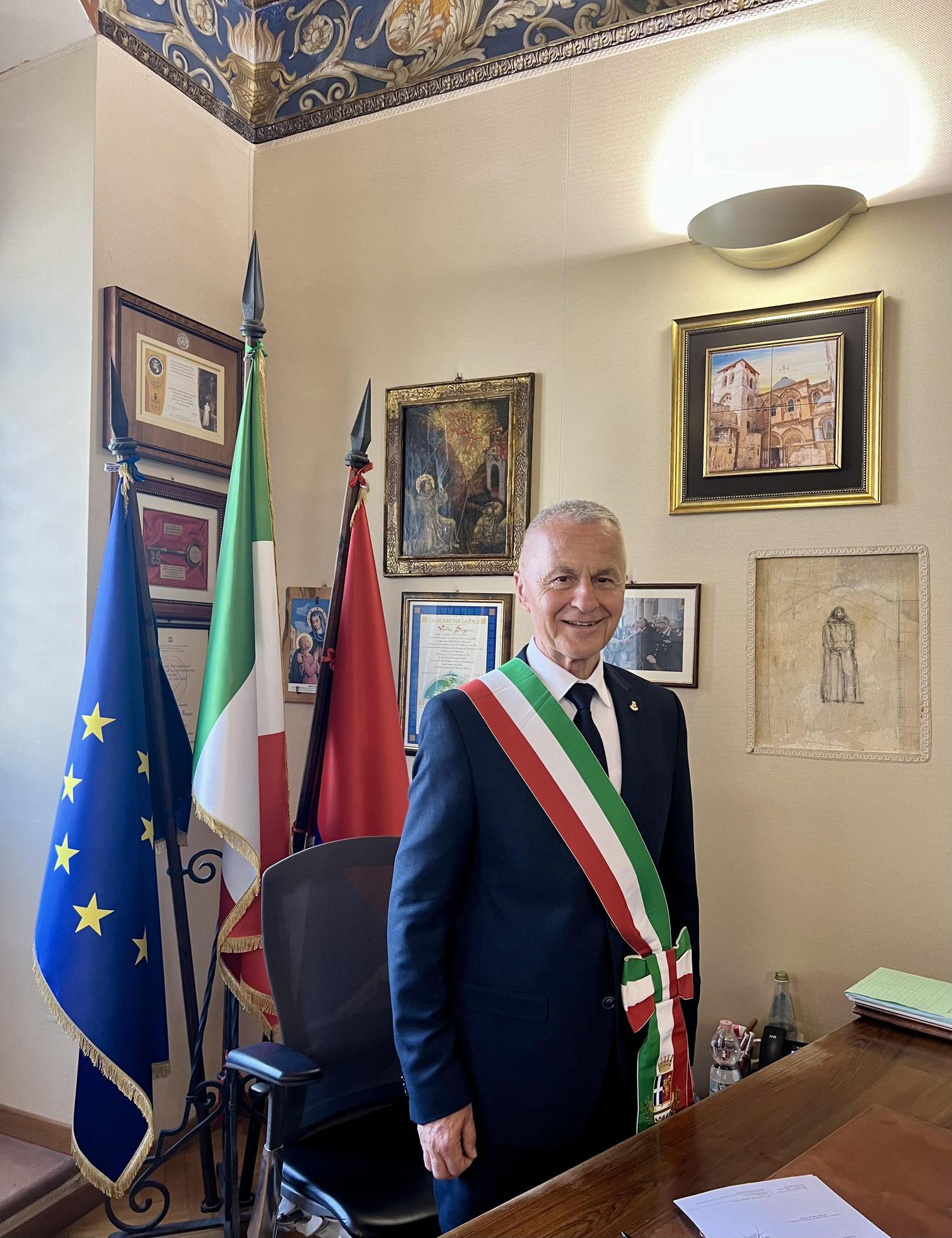 https://www.lanazione.it/image-service/view/acePublic/alias/contentid/ZDJjOGUyZjItYWZlNC00/0/assisi-vetrina-internazionale-video-per-i-social-network-destinati-a-sette-paesi-nel-mondo.jpeg