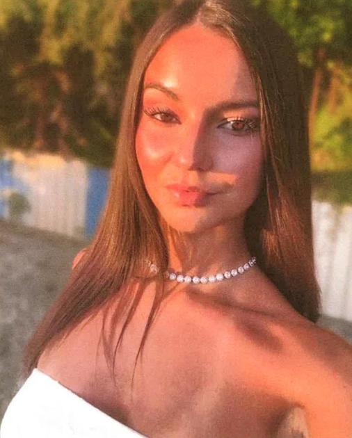 Miss Carnevale 2026. Domani sera la sfida tra bellezza e folklore. Contrade in fermento Miss Carnevale 2026. Domani sera la sfida tra bellezza e folklore. Contrade in fermento