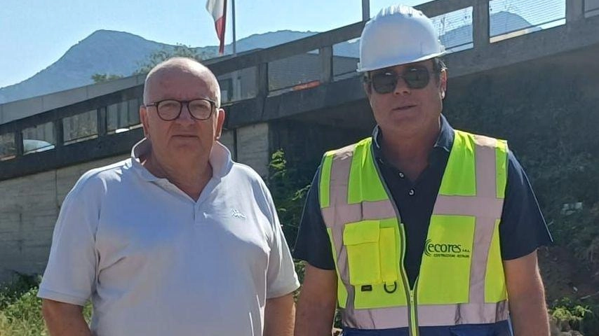 "Credo che due fake news in due giorni sia un record difficilmente superabile: prima la Ztl di Seravezza, poi il... "Credo che due fake news in due giorni sia un record difficilmente superabile: prima la Ztl di Seravezza, poi il...