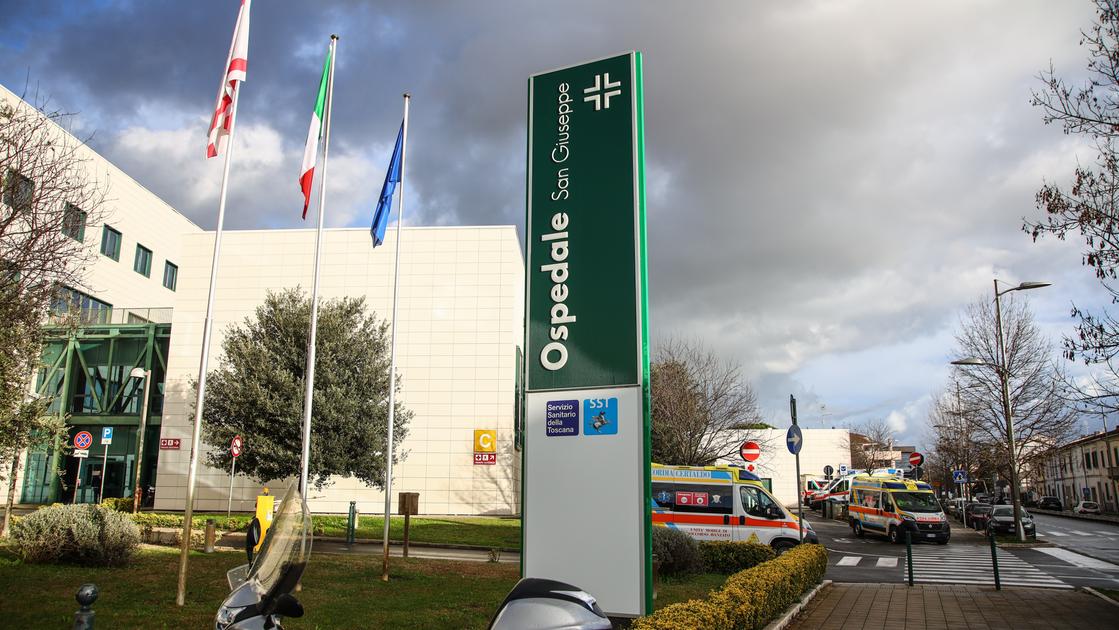 Aggressione in centro, uomo di 30 anni dà una testata a un ragazzo. Portato in ospedale Aggressione in centro, uomo di 30 anni dà una testata a un ragazzo. Portato in ospedale